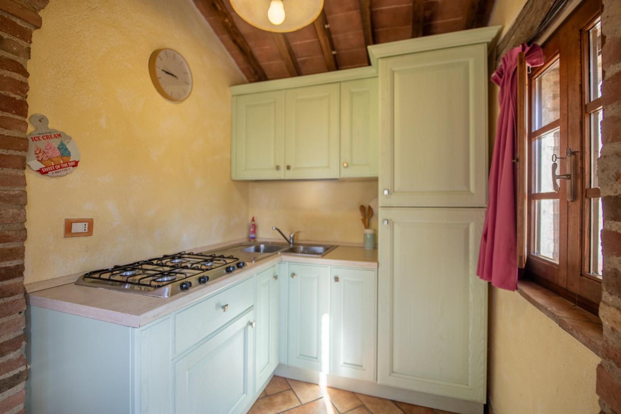 Agriturismo Antico Borgo Montacuto Pari Szoba fotó